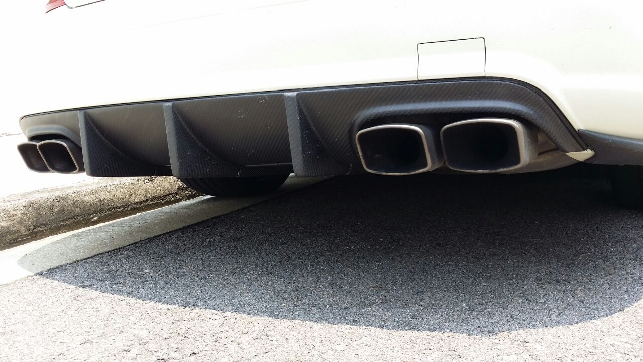 Boca-design-c63-amg-carbon-diffuser-with-ground-effect (7)