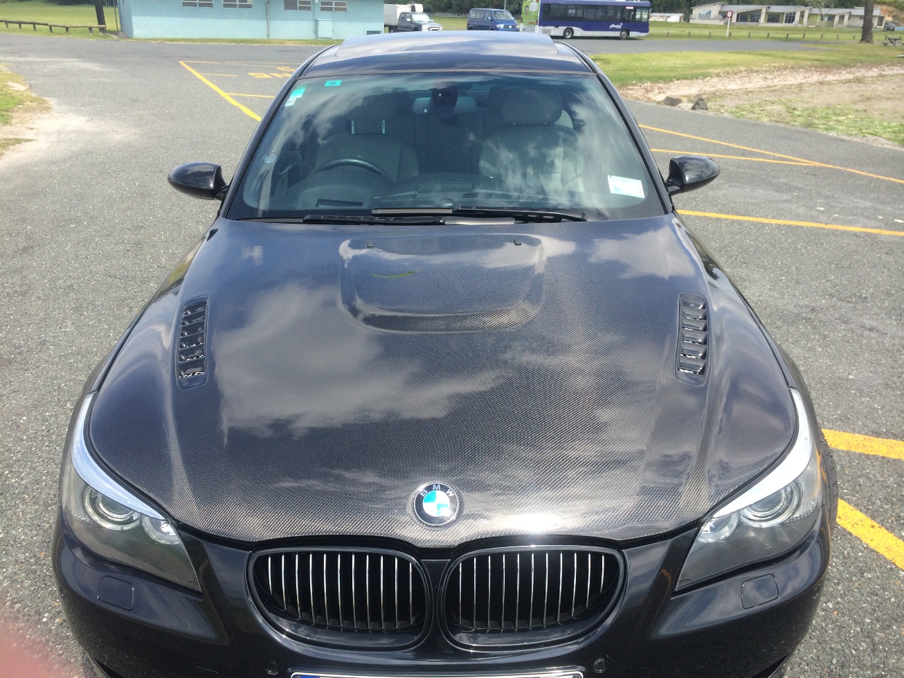 BMW-M5-e60-carbon-bonnet-supersprint-exhaust-tuning-empire (3)