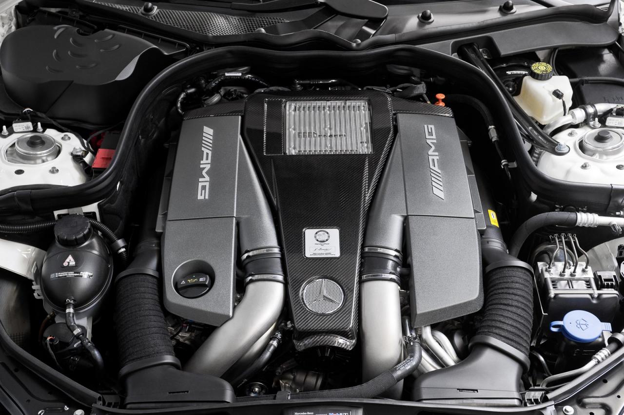 6.3 AMG-bi-turbo-carbon-air-intake (6)