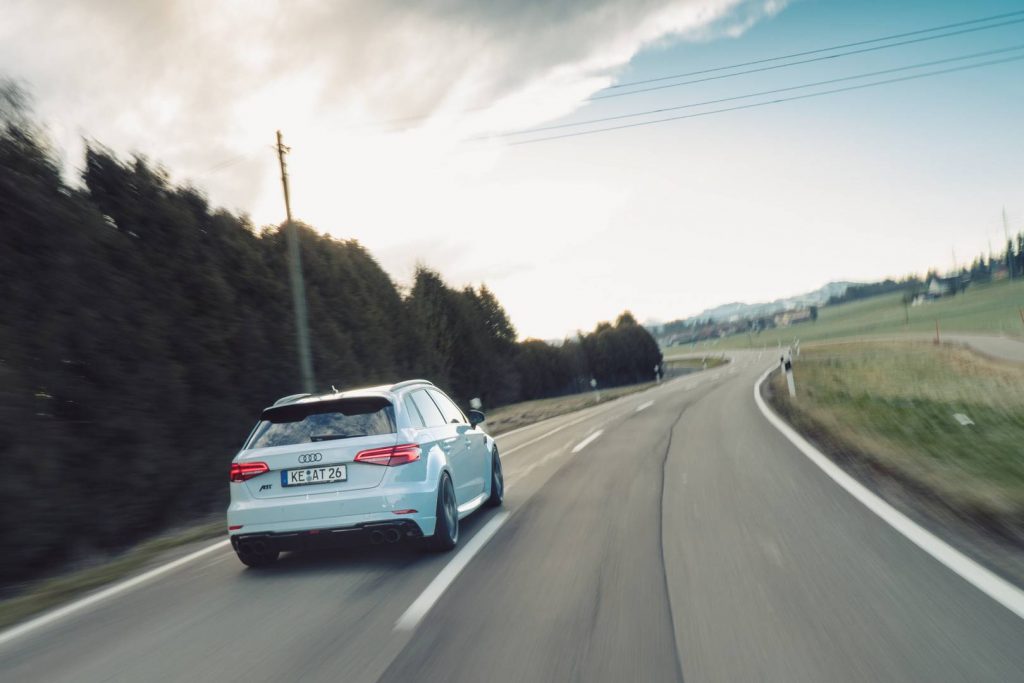 ABT_RS3_rear_driving_1