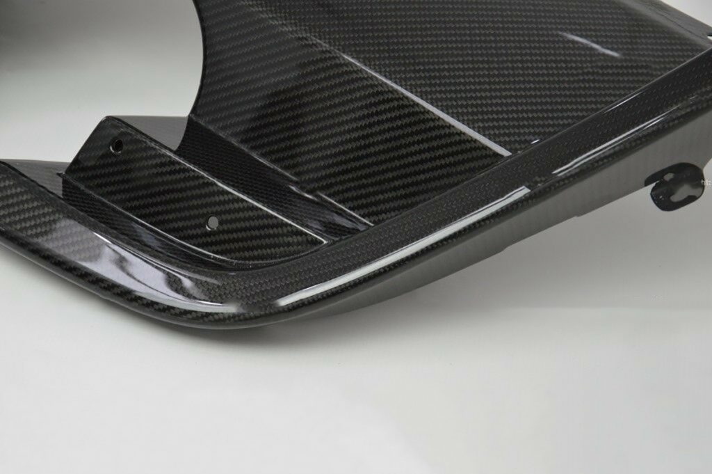 Aston-Martin-DBS-Rear-carbon-diffuser (4)