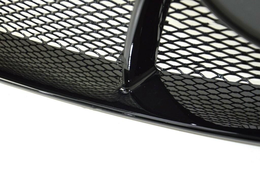 Aston-Martin-Vantage-V8-V12-Black-piano-gloss-front-carbon-grille (2)