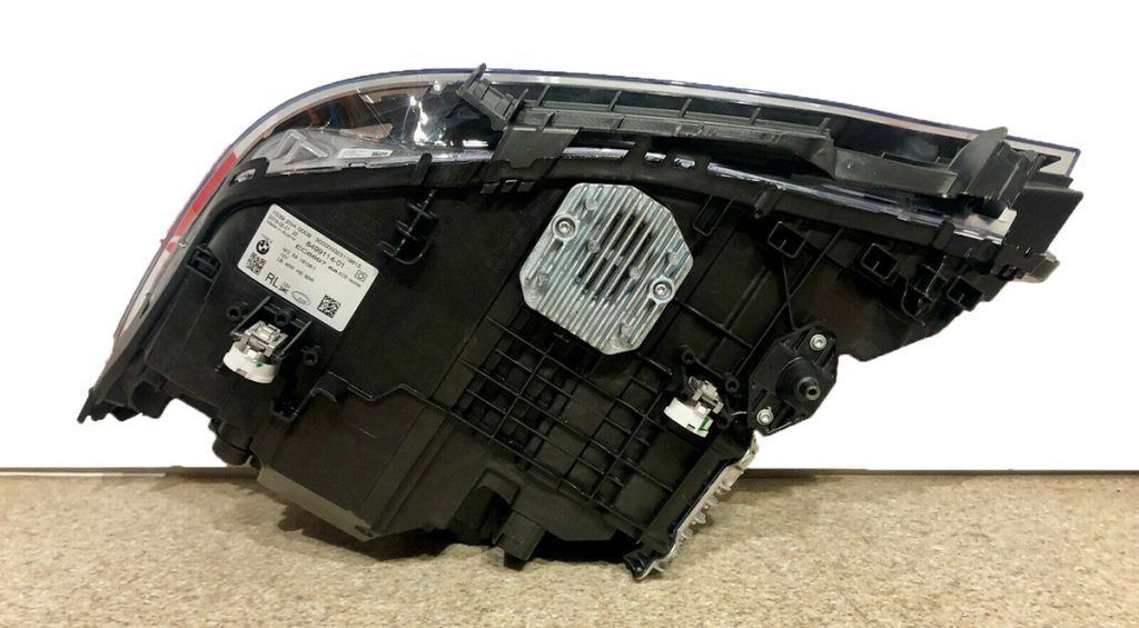 BMW-5-G30-G31-RIGHT-VR-Headlight (1)