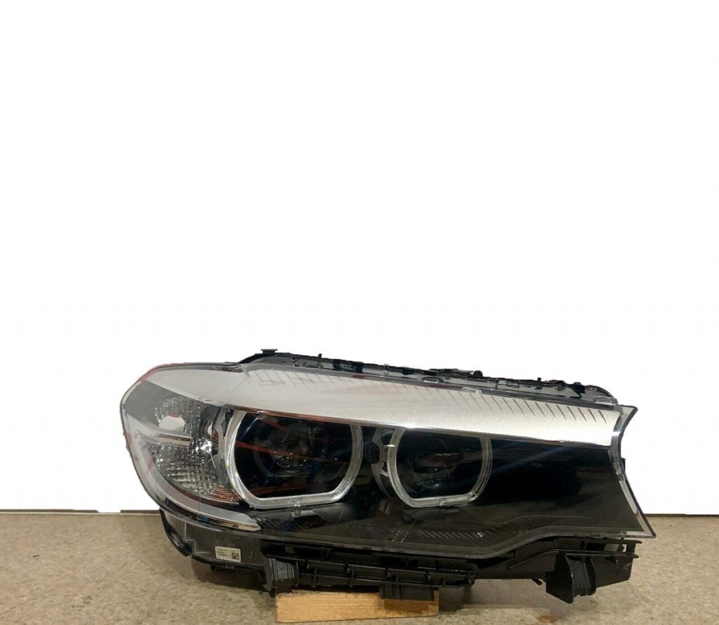 BMW-5-G30-G31-RIGHT-VR-Headlight (4)