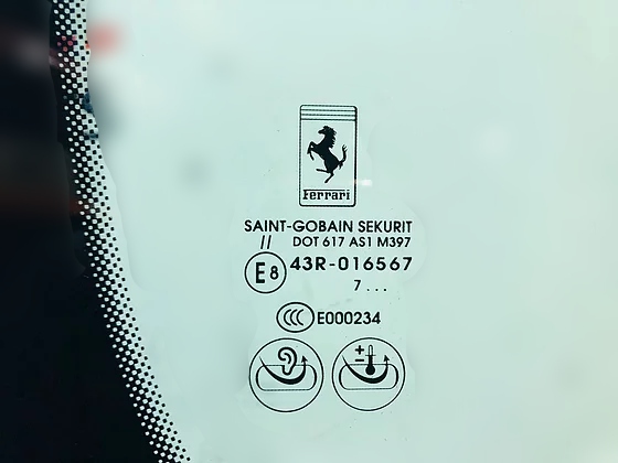 Ferrari 488 GTB Windshield (2)