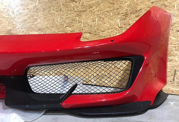 Ferrari PISTA front bumper with non carbon fiber side lip OEM Part (3)