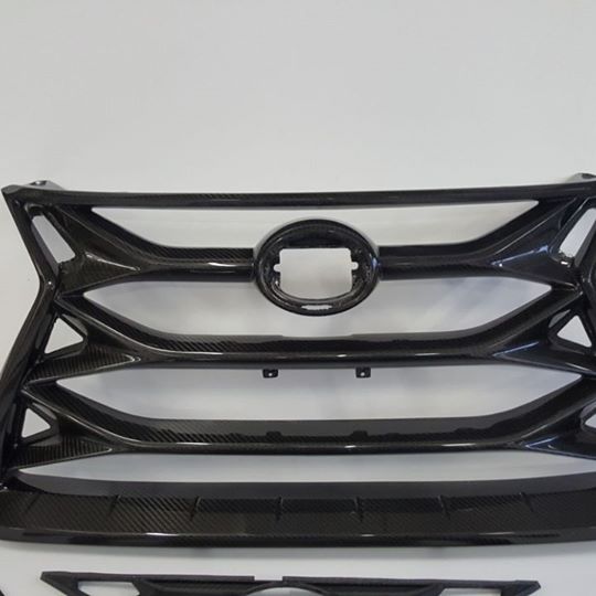 Lexus LX 570 carbon fiber front grill (3)