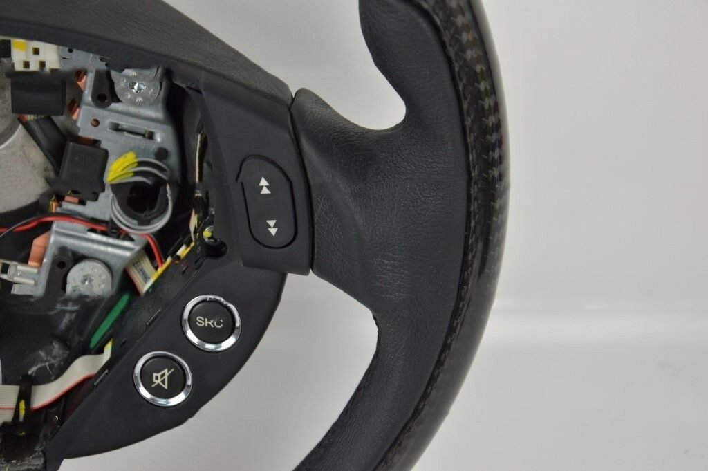 Maserati-Granturismo-MC-Stradale-NEW-Original-carbon-steering-wheel (4)