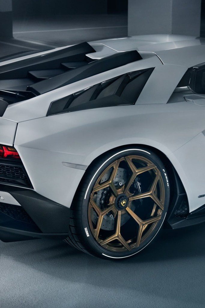 Novitec-Lamborghini-Aventador-S-7