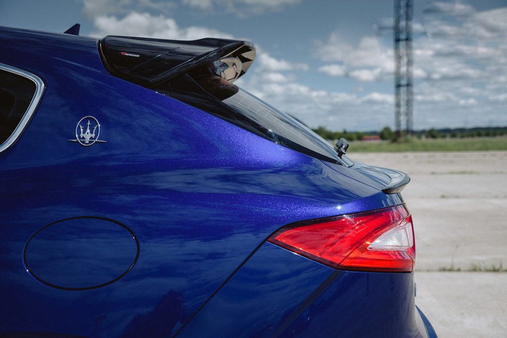 Renegade-Maserati-Levante-body-kit (21)