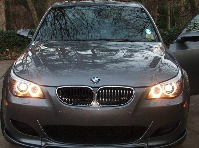 Carbon Fiber bonnet for BMW M5 e60 – Another happy customer