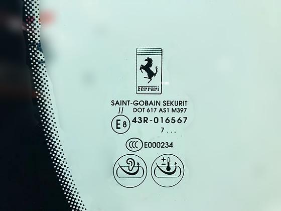 Ferrari 488 GTB Windshield