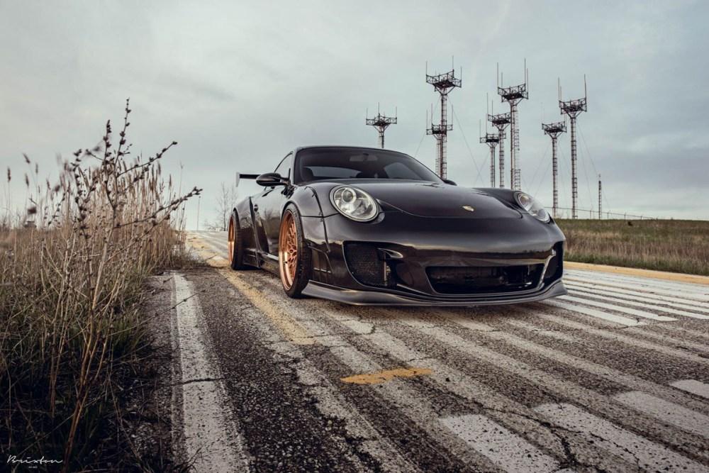 Featured Fitment: Porsche 911 with Brixton Forged HS1 Wheels