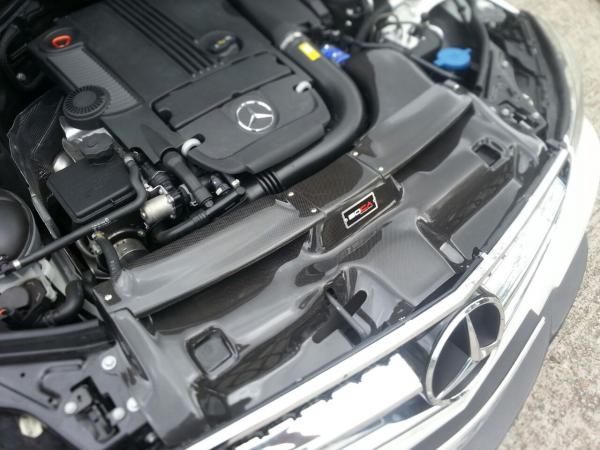 Mercedes Benz C200 1.8L and C250 CGI W204 - Carbon Cold Air intake