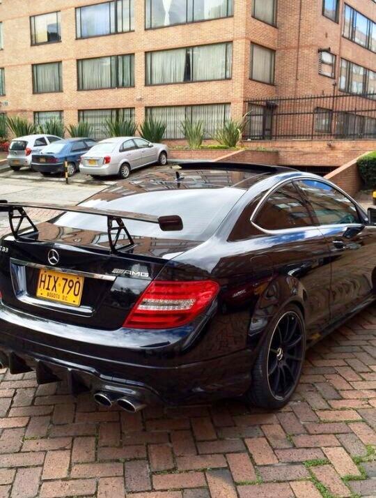 ANOTHER HAPPY CUSTOMER – C63 AMG Black series carbon wing