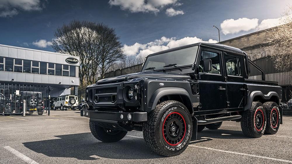 The new Kahn 6.2 V8 Flying Huntsman 6X6 Defender has all the Power!