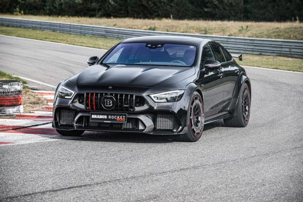 Brabus Turns Mercedes-AMG GT63 S Into 900-HP Missile